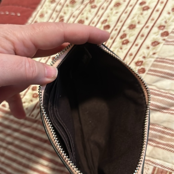 Coach Wristlet-pink with flowers - Picture 5 of 5